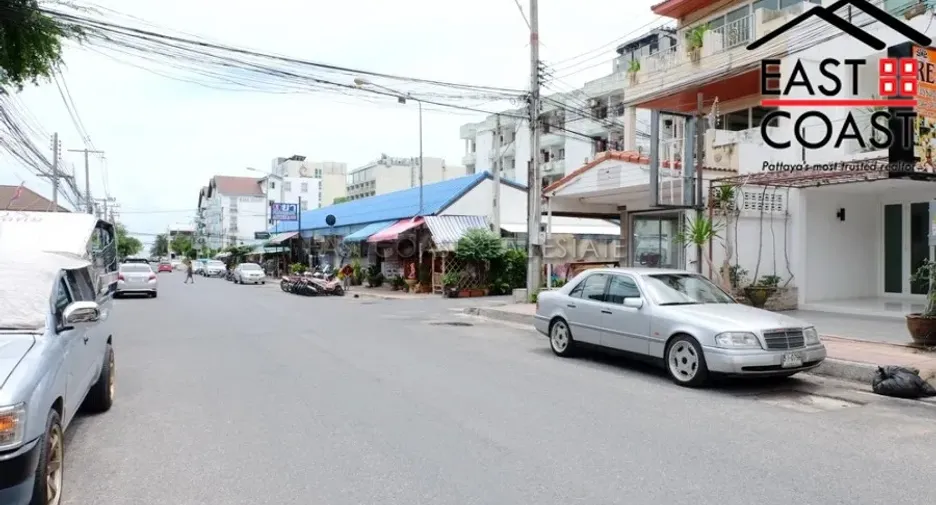 For rent retail Space in Bang Lamung, Chonburi
