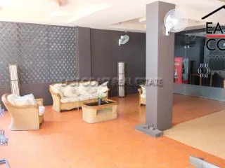 For sale retail Space in Bang Lamung, Chonburi