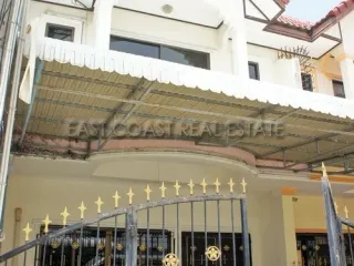 Haus zum Kauf mit 1 Zimmer in Bang Lamung, Chonburi