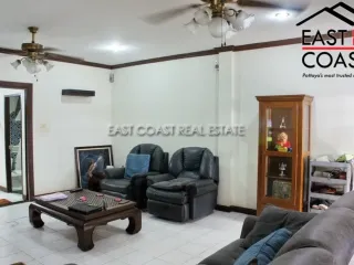 Haus zum Kauf mit 1 Zimmer in Bang Lamung, Chonburi