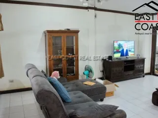 Haus zum Kauf mit 1 Zimmer in Bang Lamung, Chonburi