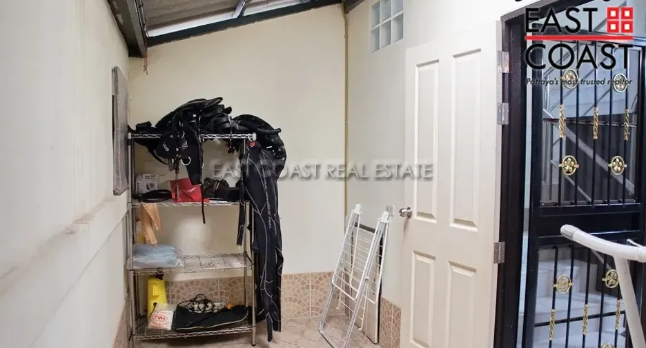 Haus zum Kauf mit 1 Zimmer in Bang Lamung, Chonburi
