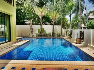 Casa en venta de 4 habitaciones en Bang Lamung, Chonburi