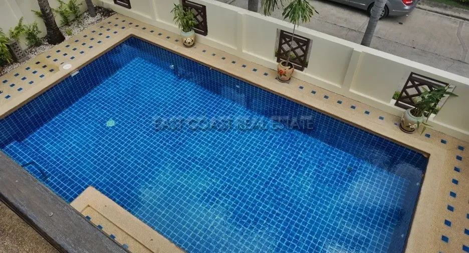 Casa en venta de 4 habitaciones en Bang Lamung, Chonburi
