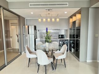 For rent 2 bedrooms condo in Yan Nawa, Bangkok
