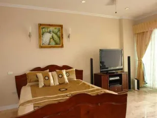 For sale 3 ベッドルーム condo in Bang Lamung, Chonburi