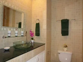 For sale 3 ベッドルーム condo in Bang Lamung, Chonburi