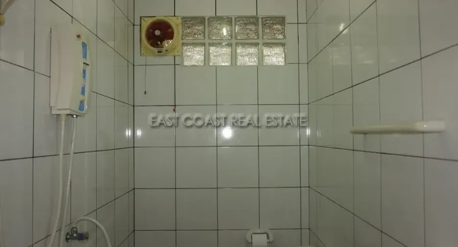For rent and for sale 4 bedrooms house in Bang Lamung, Chonburi
