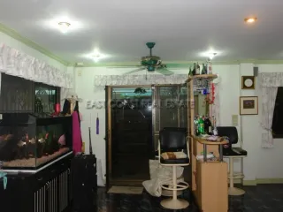 For rent and for sale 4 bedrooms house in Bang Lamung, Chonburi
