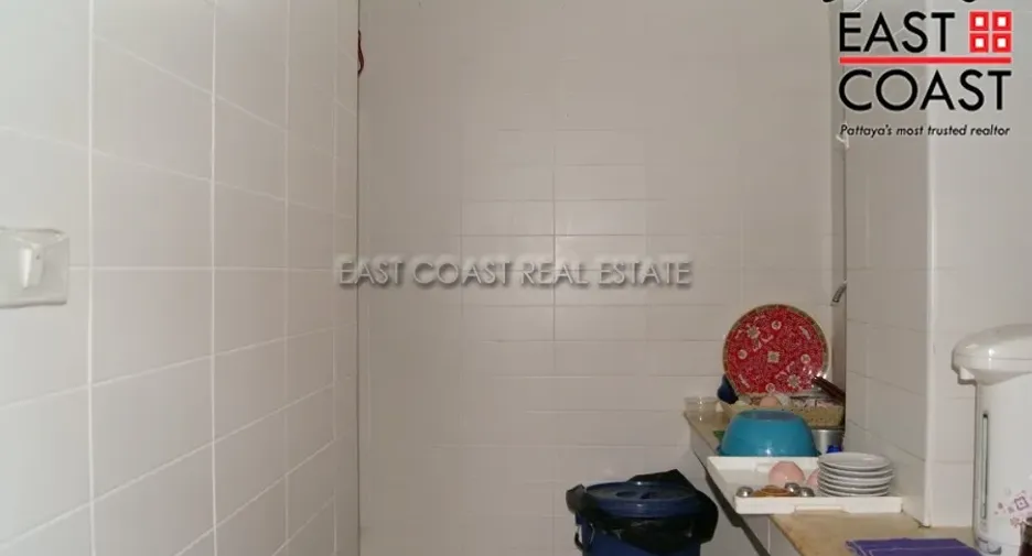 For rent そして for sale retail Space in Bang Lamung, Chonburi