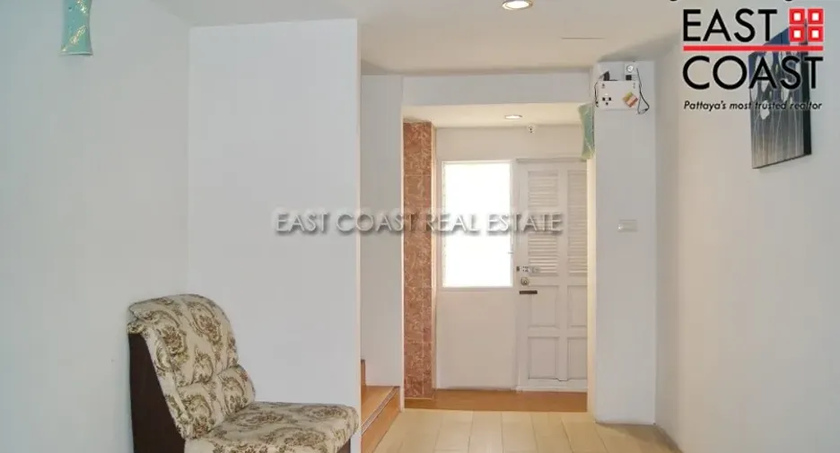 For rent そして for sale retail Space in Bang Lamung, Chonburi