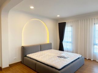 À louer et à vendre 4 chambres maison à Bang Phli, Samut Prakan