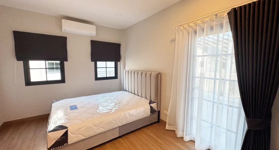 Haus zum Kauf und zur Miete mit 4 Zimmer in Bang Phli, Samut Prakan