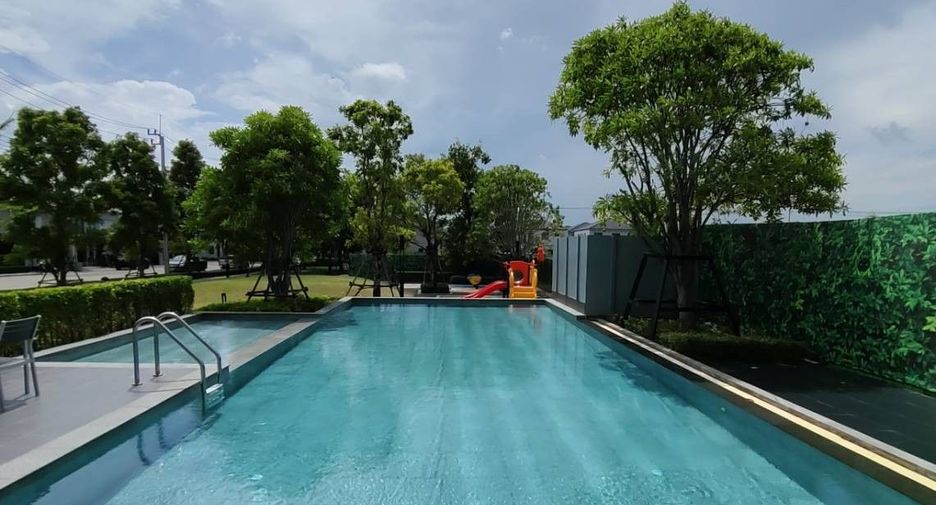 Casa en venta de 4 habitaciones en Mueang Samut Prakan, Samut Prakan