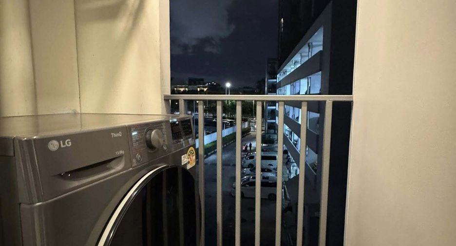 For rent studio condo in Huai Khwang, Bangkok