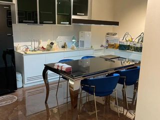 Wohnung zum Kauf mit 2 Zimmer in Bang Rak, Bangkok