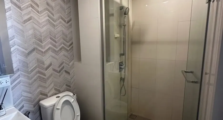 For rent studio condo in Khlong Toei, Bangkok