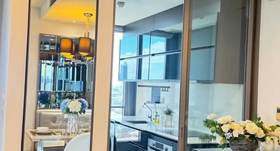 Condo en venta de 2 habitaciones en Sathon, Bangkok