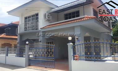 Haus zur Miete mit 4 Zimmer in Bang Lamung, Chonburi
