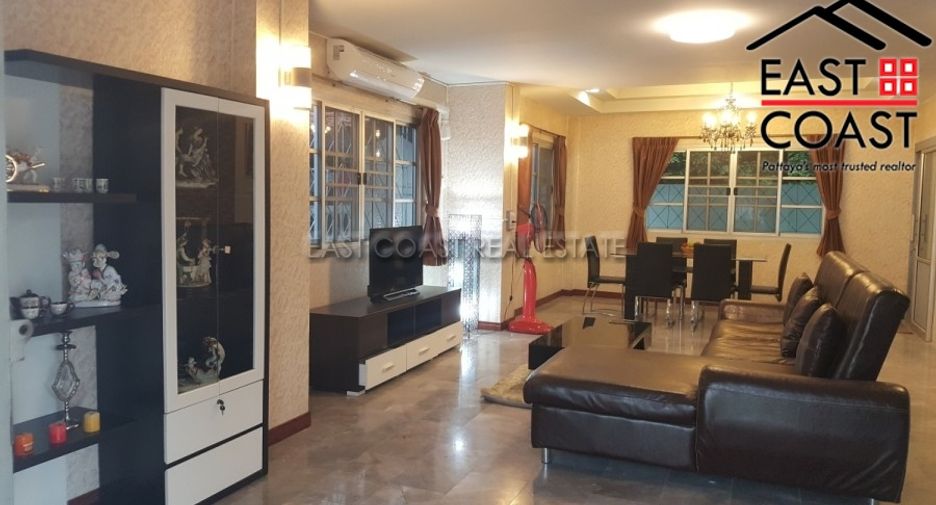 Haus zur Miete mit 4 Zimmer in Bang Lamung, Chonburi