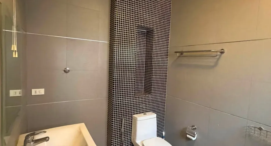 Villa en venta de 4 habitaciones en Bang Lamung, Chonburi