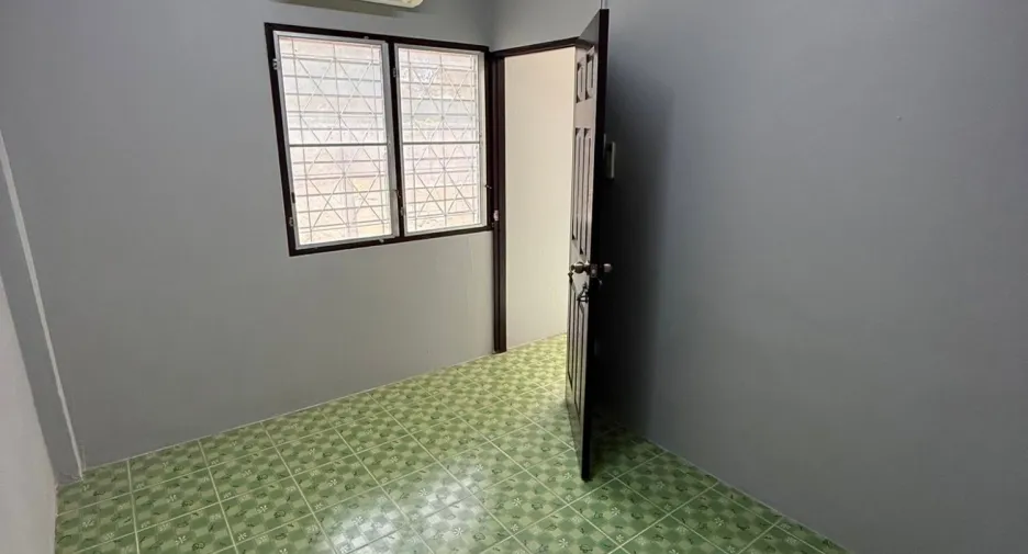 Haus zum Kauf mit 1 Zimmer in Huay Yai, Pattaya