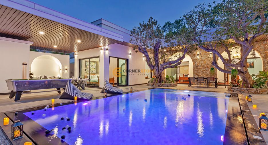 For rent 5 bedrooms house in Huay Yai, Pattaya