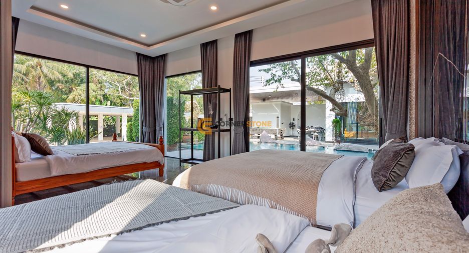 For rent 5 bedrooms house in Huay Yai, Pattaya