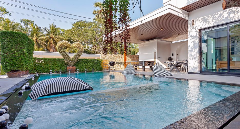 For rent 5 bedrooms house in Huay Yai, Pattaya