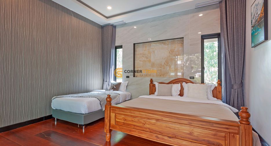 For rent 5 bedrooms house in Huay Yai, Pattaya