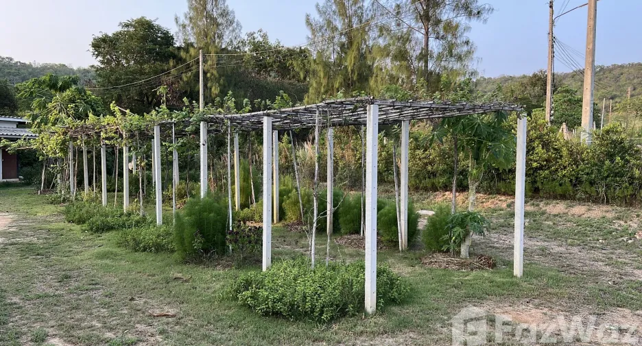 Hotel zum Kauf mit 10 Zimmer in Pran Buri, Prachuap Khiri Khan