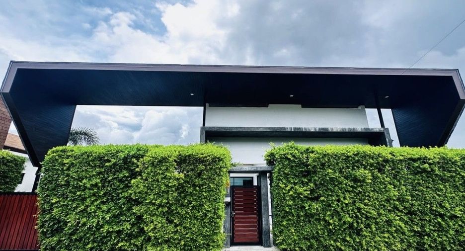 For rent 3 bedrooms house in Mueang Phuket, Phuket