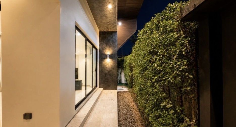 For rent 3 bedrooms house in Mueang Phuket, Phuket