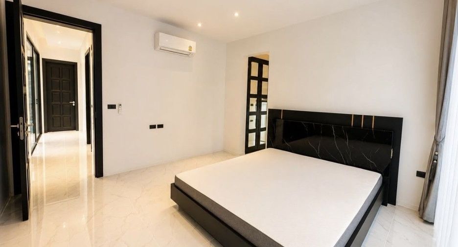 For rent 3 bedrooms house in Mueang Phuket, Phuket