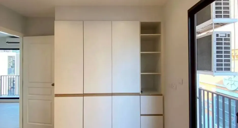 For sale 2 bedrooms condo in Khlong Toei, Bangkok