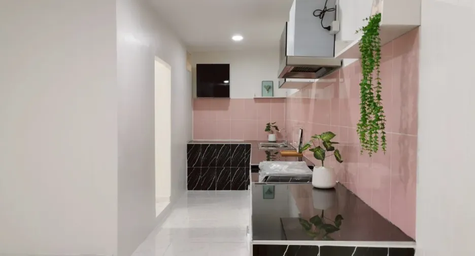 Reihenhaus zum Kauf mit 3 Zimmer in Khlong Sam Wa, Bangkok