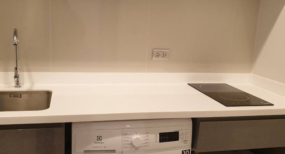 For rent 1 bed condo in Huai Khwang, Bangkok