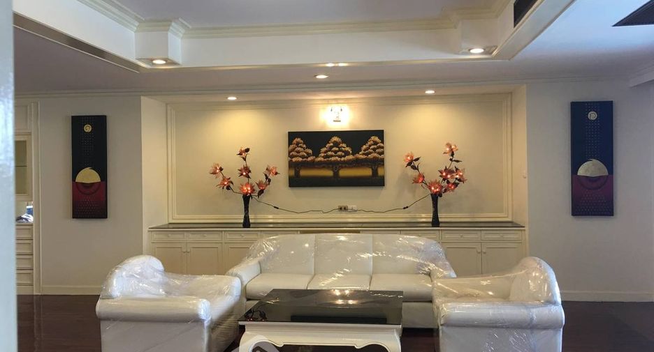 For rent and for sale 5 bedrooms condo in Watthana, Bangkok