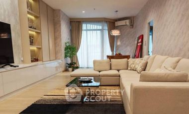 For rent 3 bedrooms condo in Sathon, Bangkok