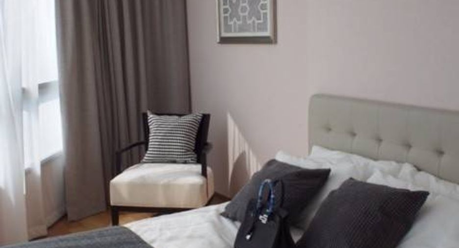 For sale 2 bedrooms condo in Watthana, Bangkok