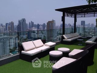 À vendre 2 chambres condo à Watthana, Bangkok