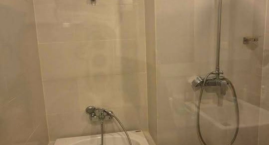 For sale 2 bedrooms condo in Khan Na Yao, Bangkok