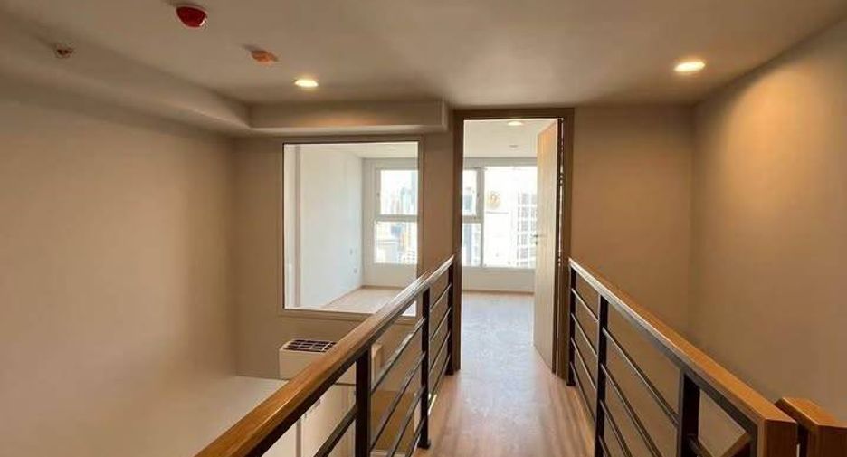 À vendre 2 chambres condo à Bang Rak, Bangkok