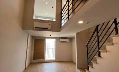 À vendre 2 chambres condo à Bang Rak, Bangkok