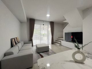 出租 3 卧室 独立屋 在 Bang Phli, Samut Prakan