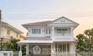 Casa en venta de 3 habitaciones en Lat Krabang, Bangkok