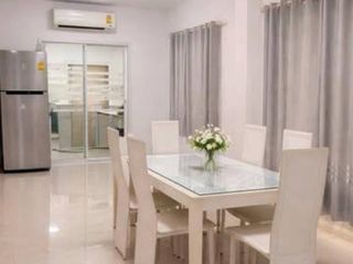 Casa en venta de 3 habitaciones en Lat Krabang, Bangkok