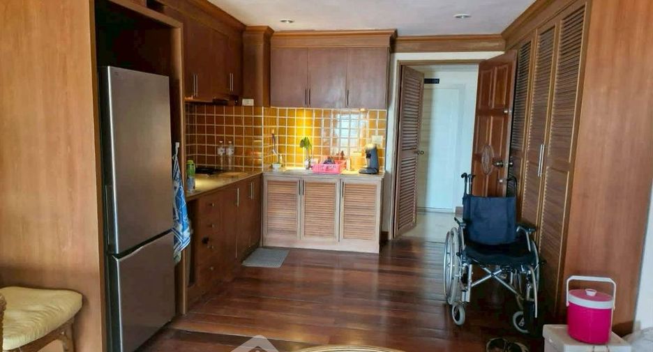 À vendre 2 chambres condo à Jomtien, Pattaya