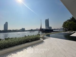 Продажа 2 спальни кондо в Кхлонг Сан, Бангкок
