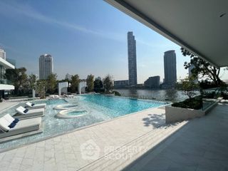 Продажа 2 спальни кондо в Кхлонг Сан, Бангкок